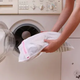 Sac à linge 3 tailles lavage en maille à fermeture éclair pour les chaussettes de linge délicates sous-vêtements à vêtements de lavage de la machine à laver l'organisateur