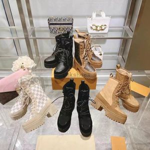 Laureate Platform Desert Boots Femmes Beaubourg Laureate Platform Boot Designer Booties haute qualité Mefropolis Flat Ranger Talon épais Frenum Martens bottes 12