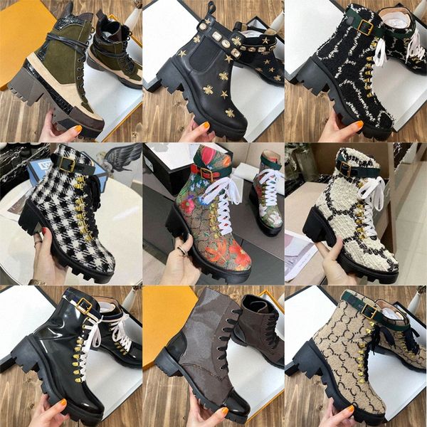 Laureate Platform Desert Boots Femmes Martin Cheville Haute Talons Marque Desginer Chaussures de mode Cuir Gros talon Boot Zipper Lettre Lace Up Automne Winte d3Hc #