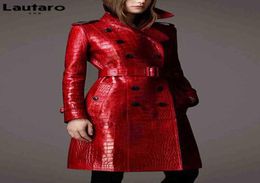 Lautaro Automne Long Red Crocodile Print Trench Trench Coat For Women Belt Double Breasted British Style Fashion 2021 J2207409578