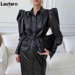 Lautaro Automne Longue Robe Chemise En Faux Cuir Noir Doux Ceinture Bouffante Manches Longues Boutons Élégant Luxe Robes Élégantes pour Les Femmes G12261W