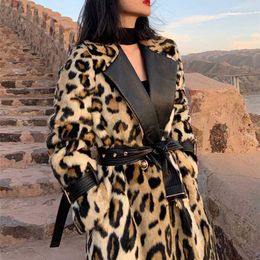 Lautaro Winter Long Leopard Print Warm Fluffy Faux Fur Trench Coat para mujer Manga larga Doble botonadura Moda europea 211110