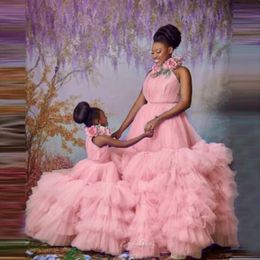 Lavendel Mama en ik Tule jurken voor fotoshoot Mouwloos Halter Ruches Geplooide baljurk Moeder en dochter