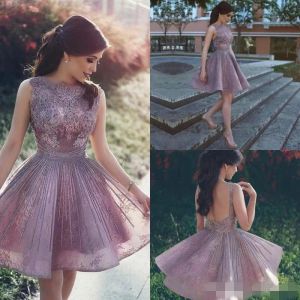 Lavendel Grijze Homecoming -jurken Sexy Backless Lace Applique kralen een lijn mouwloze korte mini -afstuderen prom baljurk op maat gemaakt