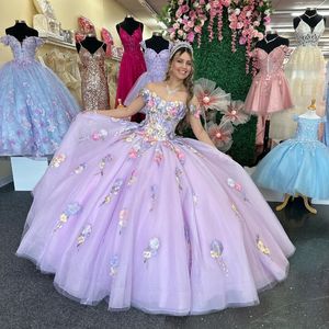 Lavendel glanzende Quinceanera jurk baljurk Mexicaanse 3DFlowers applique kant uit de schouder Sweet 16 prinses vestidos de XV anos