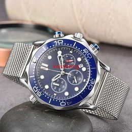 Loi Designer de haute qualité Montre pour hommes coûteux Quartz Bande d'acier de mode Fonction complète Chronographe à quartz Montre Agent d'usine Orient Montre