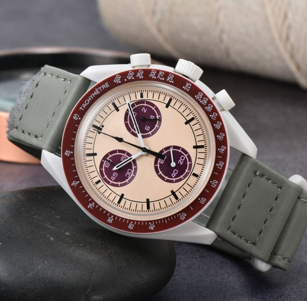 Montre de luxe Designer Bracelet de montre intelligente pour dame Mouvement à quartz Montres Quarz Chronographe Mission Mercury Nylon Bracelet en cuir lumineux Montres-bracelets avec boîte