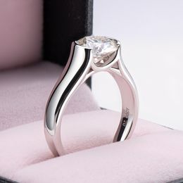 Laya 2 Carat D Color Moissanite Diamond 100% 925 STERLING Silver Solitaire femme Ring Man Wide Ring