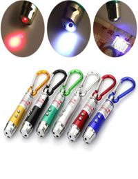 Lazer Pen 3 in 1 Mini Pointer UV-zaklamp met sleutelhanger Witte LED Laserstraal UV LED Tease de kat c8537322591