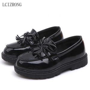 LCIZRONG niños zapatos planos otoño nueva moda transpirable niños charol niñas bebé X0703