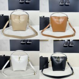 LE Casual Designer Hommes et Femmes Seau Sac 7A Qualité Luxe Messenger Sac À Bandoulière Enveloppe Classique Mode Sac À Main Sac À Bandoulière Sac À Main Bourse