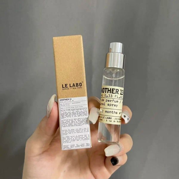 Le Perfume de liquide Crystal Liquide du Labo