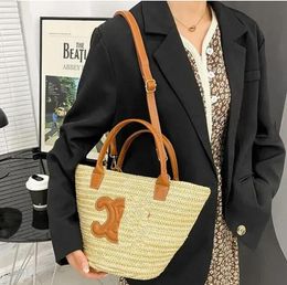 Le Petit Panier Soli Basket TOTE TAG LEDER-TRIMMED GEWICHTE TOTE TOEDE Dames Summer Beach Straw Tassen Handtas Schoudertassen 2023 Mode Luxe designer Handtassen Handtassen