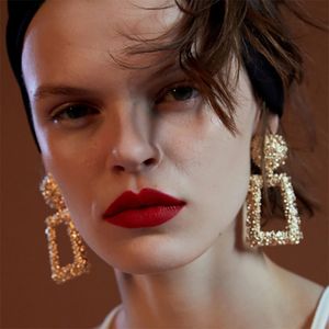 Leading Lady Fancy 2023 You are the Trend Dangle Drop Boucles d'oreilles Old Fashion Alliage 18K Or électroplaqué New Stylish Shinning rond et carré Brand Luxury Earing