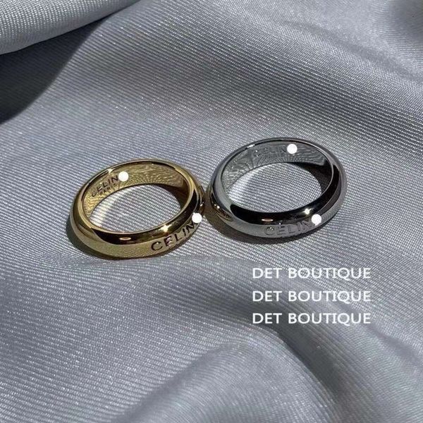 Leaf Celiène Gold Designer Bijoux Collier en argent Cellini femme 2023 Classic Celi Plain Ring Rague avec une bague de couple polyvalent de haute qualité et de style froid