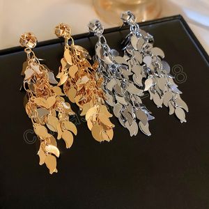 Feuille blé gland femmes boucles d'oreilles en métal clous d'oreilles mode plaqué or bijoux lumière luxe boucle d'oreille pour les femmes femme