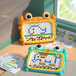 Leren Speelgoed Magnetische Tekentafel voor Kinderen Grote Doodle met Magneet Kralen en Pen Leuke Krab Montessori Gift 230901