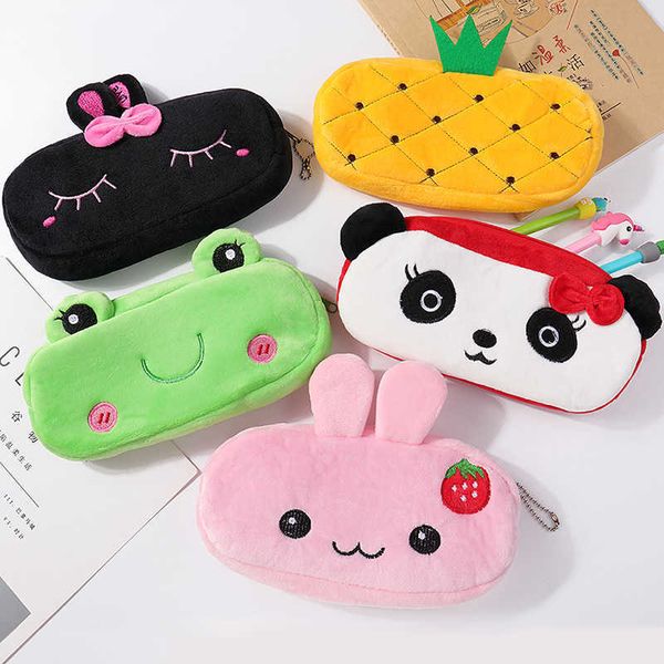 Juguetes de aprendizaje Estuche de lápices de animales de peluche Oso panda de dibujos animados Caja de bolsa de bolígrafo de fruta para niños Regalo Bolsa de papelería cosmética Suministros escolares Zakka R230822