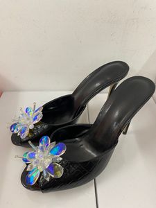 Sandalias de piel de oveja Leath 2022 Nuevo tacones de estilete altos Bombas Mujeres Slipp Summ Open Toe Peep Toes Diamond Size 34-43 Boda de fiesta de diamantes de imitación 3D 60890