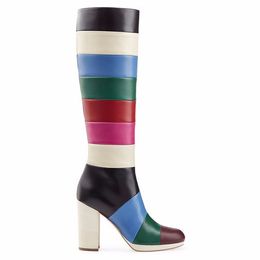 Cuir 2024 Boots Lady Martin Square Chunky High Heels Knight Colorful Come Couleur épissage Femmes Genètes Hautes Hautes Toes Round