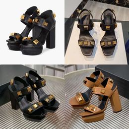Cuir Ava Platform Sandals Femme Chaussures de talon épais