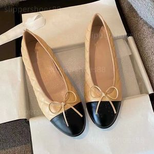 Lederen ballerina schoenen kleding schoenen vrouwen gewatteerd ballet flat ballerina slingback hakken pompen loafers glippen op ballet flats pomp elegante kantoorschoen voor vrouw