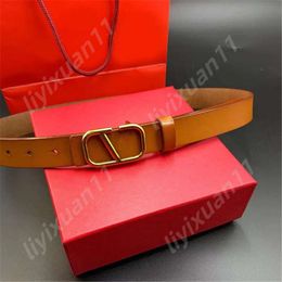 Ceinture en cuir Blet Hommes Couleur Unie Simple Casual Cintura Mode Exquis Cadeau Saint Valentin 2.5cm Ceintures Tendance pour Femmes Designer 7106