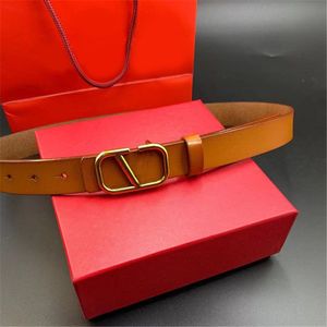 Ceinture en cuir Blet Hommes Couleur Unie Simple Casual Cintura Mode Exquis Cadeau Saint Valentin 2.5Cm Ceintures Tendance Pour Femmes Designer