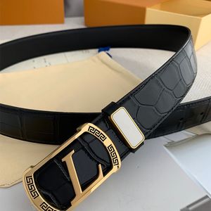 Cinturones de cuero Cinturón para hombre Flores Diseñador Cinturón Carta Cocodrilo Clásico Hebilla de metal Moda de lujo con caja Punch Habbly