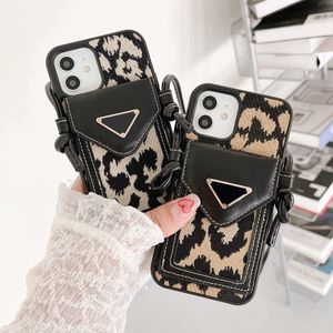 Étuis de téléphone design en cuir pour Iphone Pro Max 13 12 11 ensembles Max motif léopard antichoc Convient 22110903CZ