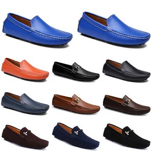 Cuir Doudou Men Hommes Casual Chaussures de conduite Respirant Soft Sole Sole Tans Black Navys Blanc Blanc Bleu Argent Jaune Gris Chaussures All-Match Outdoor Cross-Frontière