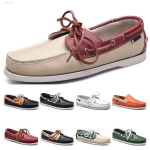 Cuir Quarante-sept chaussures Mens Running British Style Noir blanc Brown Brown vert jaune rouge Fashion Outdoor confortable 75763 90606 10303 95402