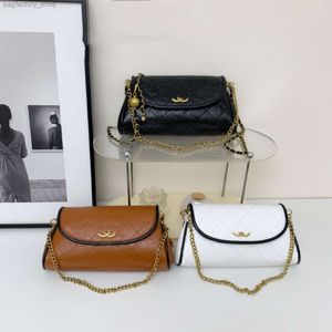 Diseñador de bolsos de cuero vende bolsos de mujer de marca con un 50% de descuento, muy popular por su estilo y moda con bolso.Nuevo bolso bandolera pequeño de un hombro