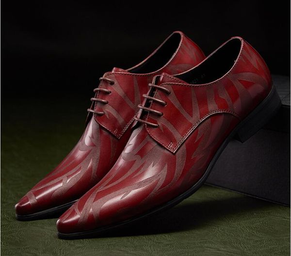 Cuir italien Mandons de luxe Mentes Blue Red Casual Dress Shoes Slip on Goine Le cuir de mariage en cuir chaussure de costume formel pour mâle