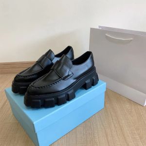Leren loafers Platformsandalen Designerschoenen voor dames Mode Feestklassiekers