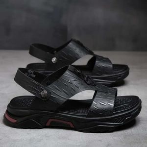Lederen mannen echte zomercasual schoenen mannelijke klassiekers flats strand sandaal maat slippers ademende sandalen voor herenandalen 119 749 sandalen d s da2 a2