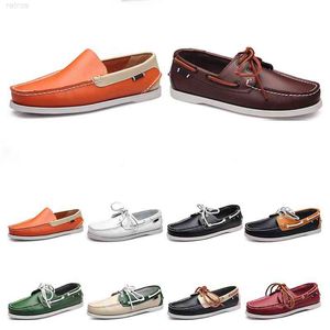 Leren Herenschoenen hot156 2023 Running Britse stijl Zwart Wit Bruin Groen Geel Rood Fashion Outdoor Comfortabel Ademend