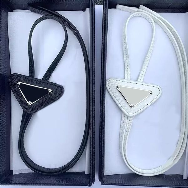 Corbata de cuero corbatas de diseñador de moda para hombres metal triangular esmalte hiphop fiesta corbata negro blanco clásico para mujer bolo tie street shopping PJ046 C23