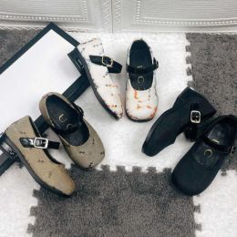Zapatos deportivos de cuero para niñas pequeñas, calzado deportivo de estilo universitario grande con estampado de diseñador de marca, primavera y verano, Sasakids