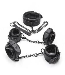 Ensemble de manchettes en cuir rembourrées pour les mains, les chevilles et le cou, ensemble de retenue de Bondage BDSM, accessoires de Costume Sexy pour Cosplay, Roleplay1148395