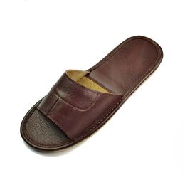 Lederen slippers Heren Woninginrichting Indoor Floor Classic Footwear Casual Slides Sandalias Zapatos Hombre Big Size