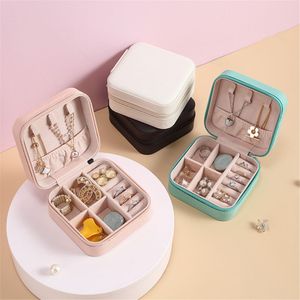 Petite boîte à bijoux en cuir, étui à bijoux Portable de voyage pour bague, pendentif, boucle d'oreille, collier, Bracelet, organisateur de rangement RRC361