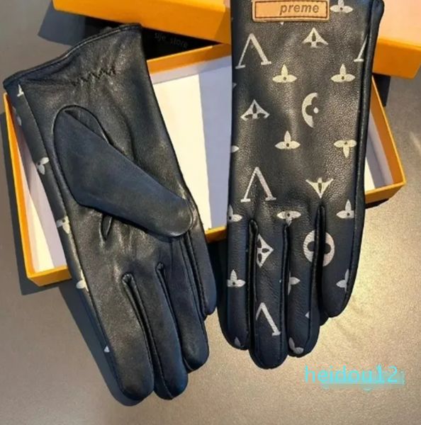 Guantes de cuero con empuje para invierno, guantes de cinco dedos de piel de oveja auténtica a prueba de viento y gruesos para mantener el calor, moda para mujer