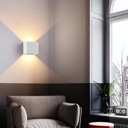 LED 6w Lampes murales d'extérieur Up Down IP65 Étanche Blanc Noir Moderne Murs Luminaires Lampe 86-265 Éclairage extérieur pour la maison USASTAR