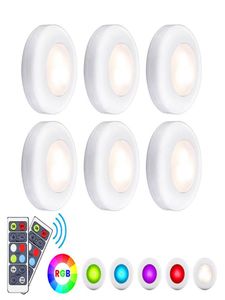 Lumières de placard à LED RGB Puck allumant 16 couleurs sans fil sous l'éclairage de l'armoire veilleuse alimentée par batterie avec télécommande Dim9027030