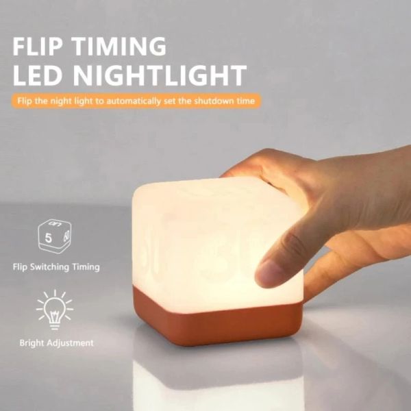 LED CUBE TABLE LAMPE Ornements de bureau Flip Timing Lampe de chevet USB Lumières de nuit rechargeables pour décor de chambre Cadeaux créatifs