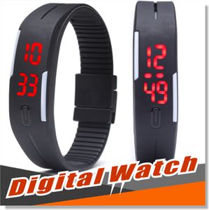 Montre-bracelet numérique à LED Rectangle de sports de plein air ultra mince Étanche Gym Running Écran tactile Bracelets Ceinture en caoutchouc Bracelets en silicone