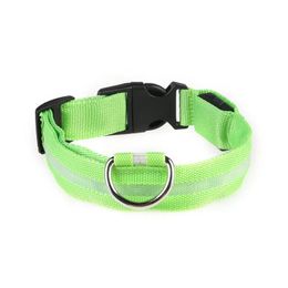 LED-halsband, USB oplaadbare oplichtende halsbandverlichting, verstelbare comfortabele zachte mesh veiligheidshalsband voor kleine, middelgrote en grote honden (groot, neongroen)