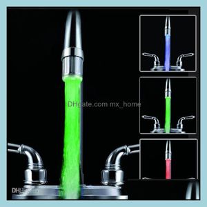 Robinet LED Capteur de contrôle de la température de la lumière Robinet d'évier Glow RVB Lumières Lampe de douche Eau 3 couleurs pour livraison directe 2021 Robinets Douches Acc