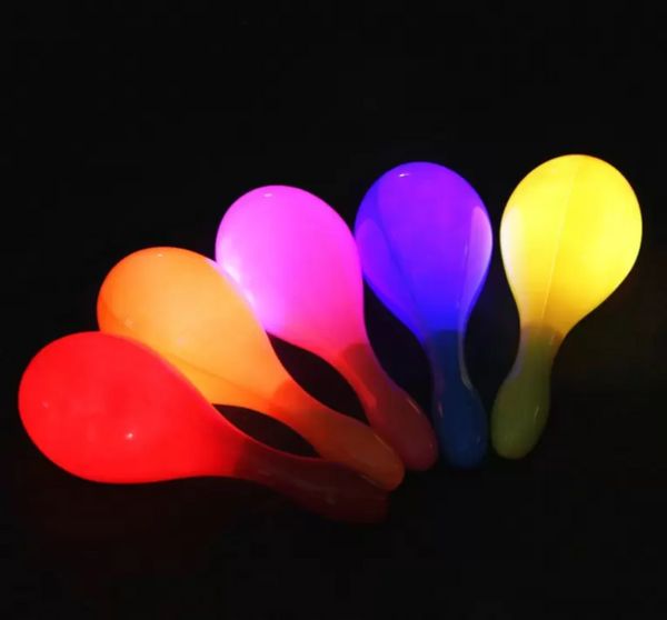 LED Clignotant Événement Maracas Light Up Neon Beach Hula Party Ma racas Adult Bar KTV Cheer Props Glow Wholesale EE